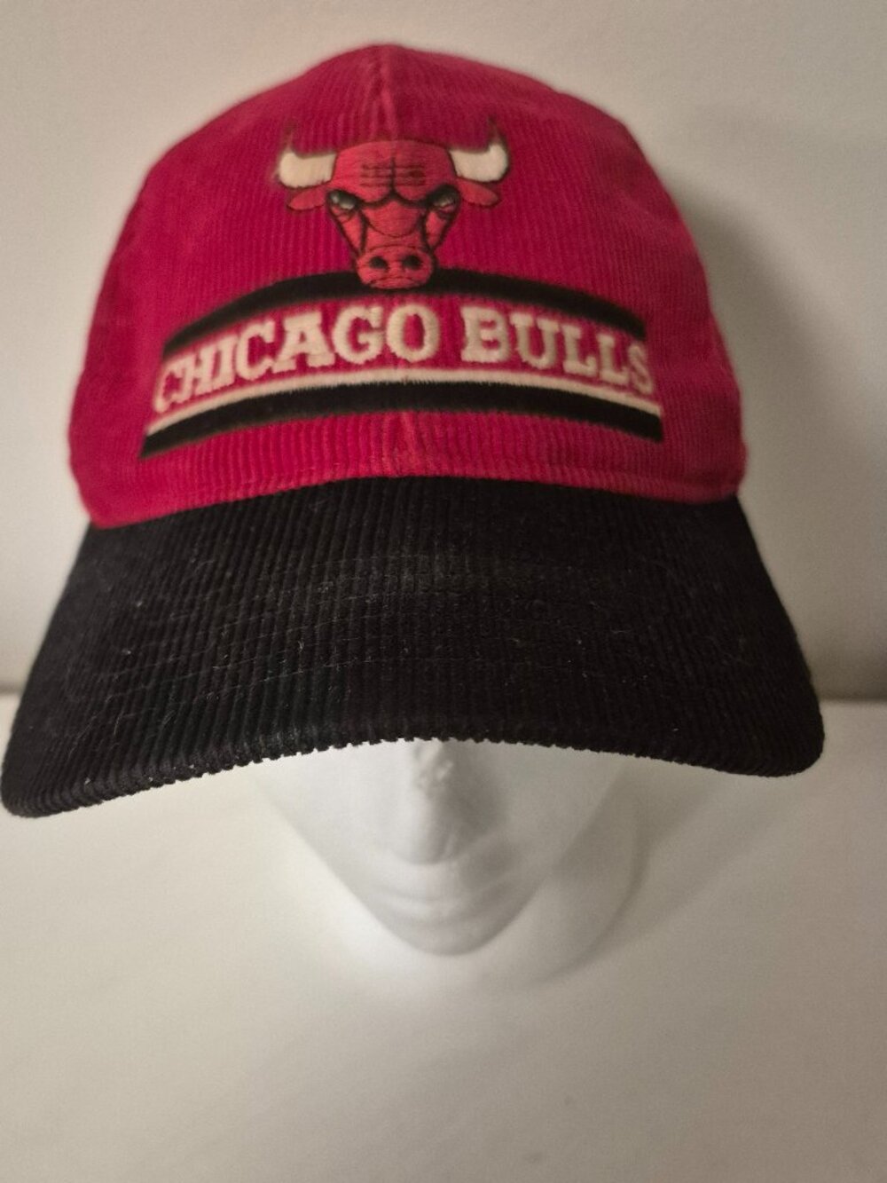 Vintage Chicago Bulls NBA Red Corduroy Snapback Hat Cap Adjustable Pro Classic